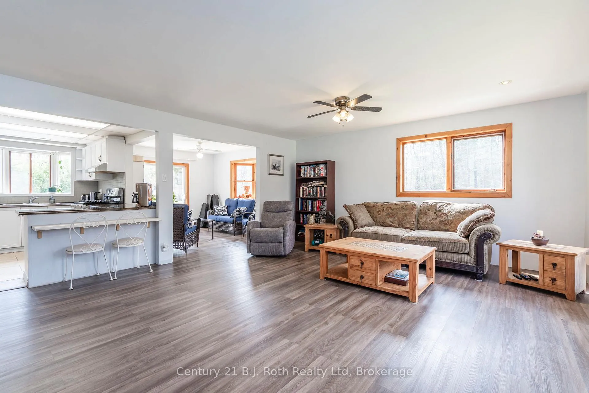 Photo 18 of 3 Celestine Court, Tiny, Rural Tiny — HOMEH