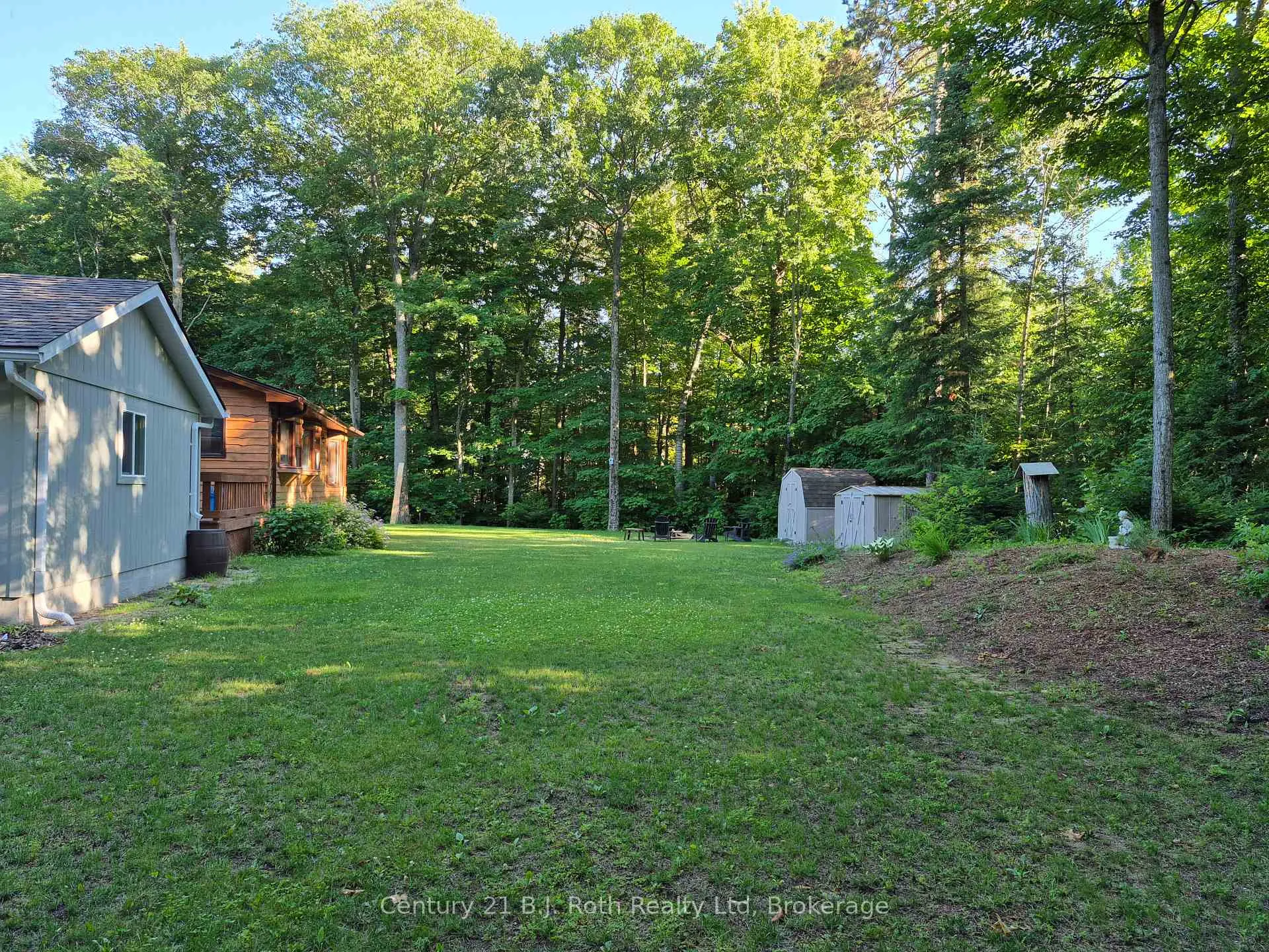 Photo 37 of 3 Celestine Court, Tiny, Rural Tiny — HOMEH