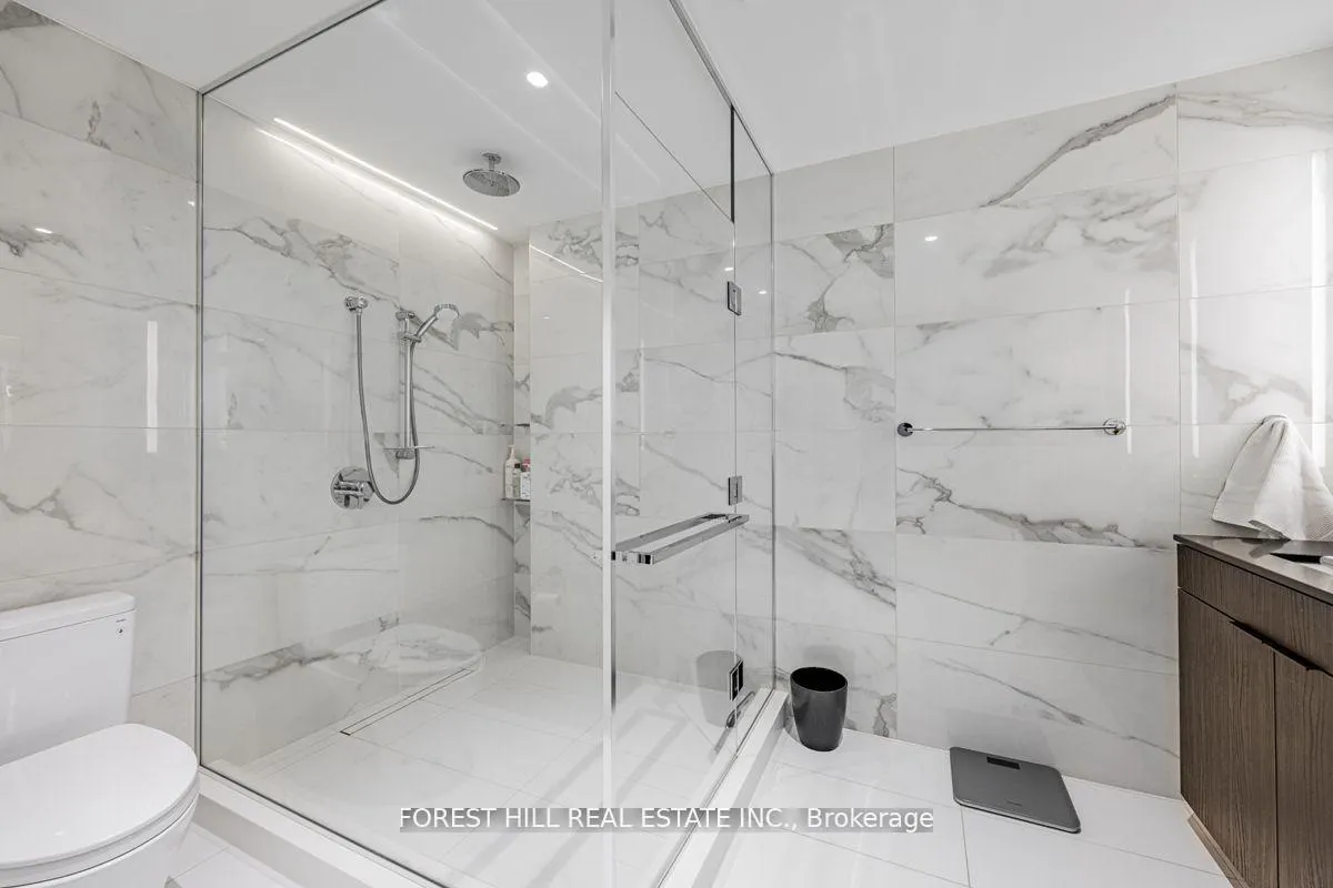 Photo 17 of Unit 1505, 2 Avenue Road, Toronto, The Annex — HOMEH