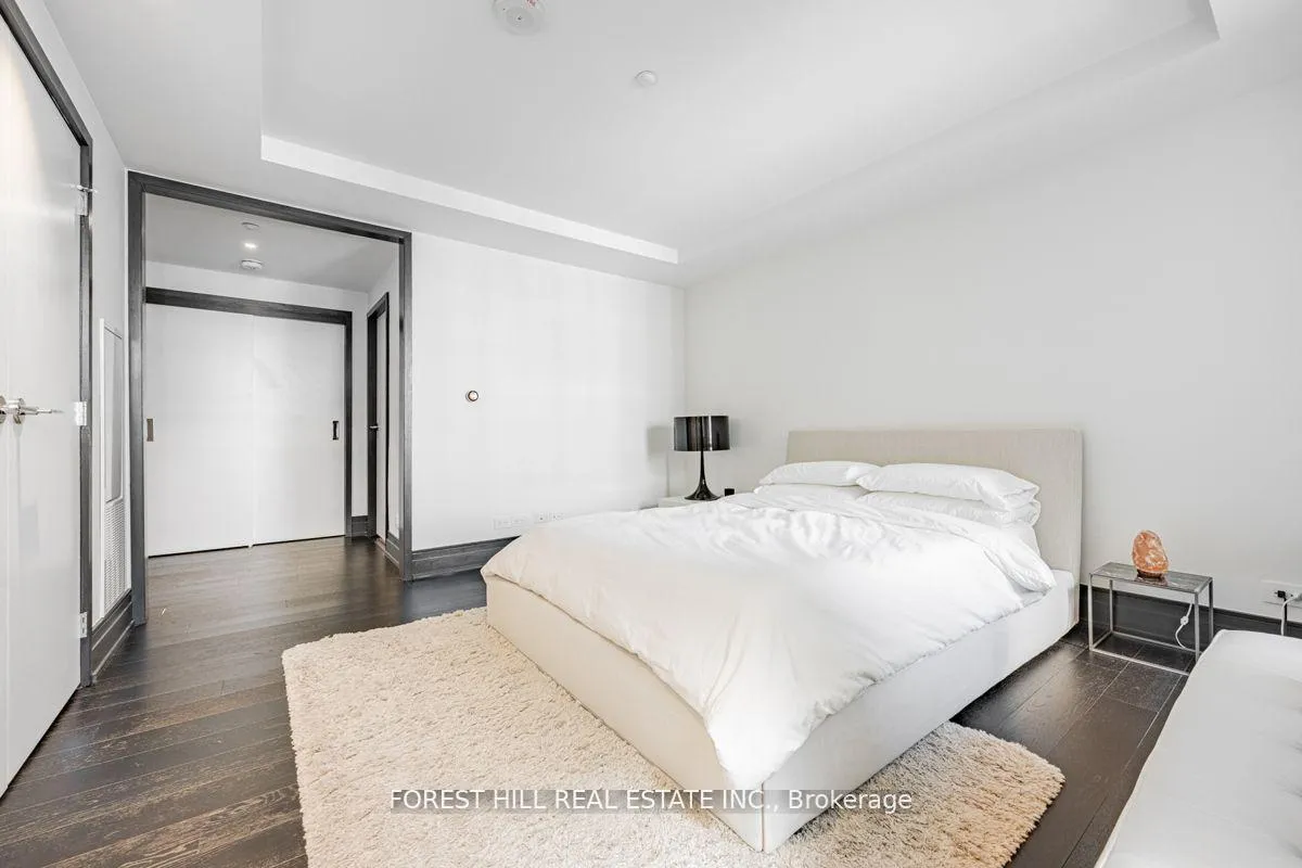 Photo 21 of Unit 1505, 2 Avenue Road, Toronto, The Annex — HOMEH