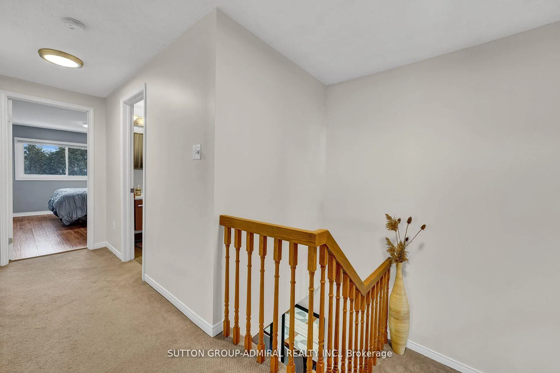 Photo 20 of 52 Garden Avenue, Brampton, Brampton West — HOMEH