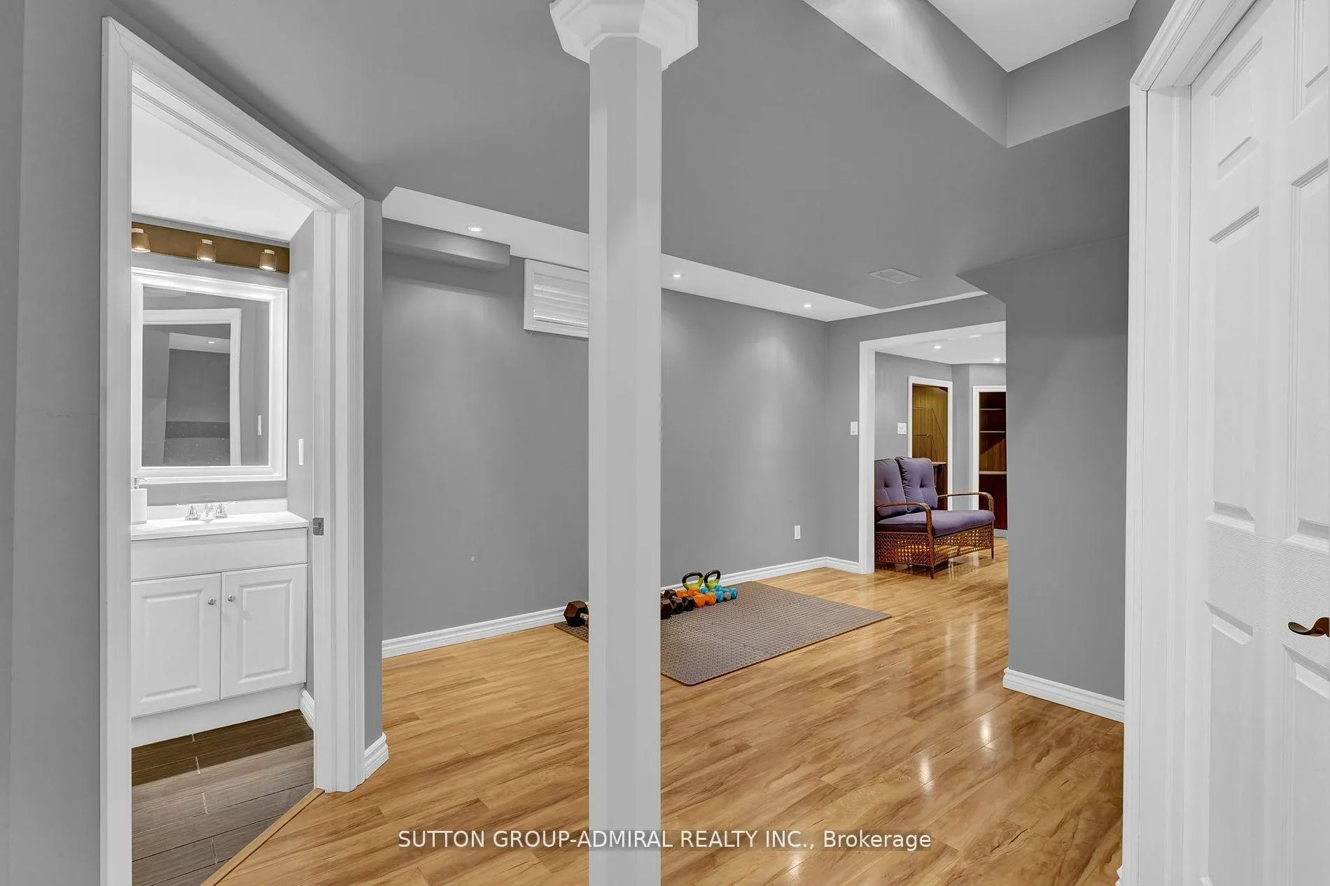 Photo 30 of 52 Garden Avenue, Brampton, Brampton West — HOMEH