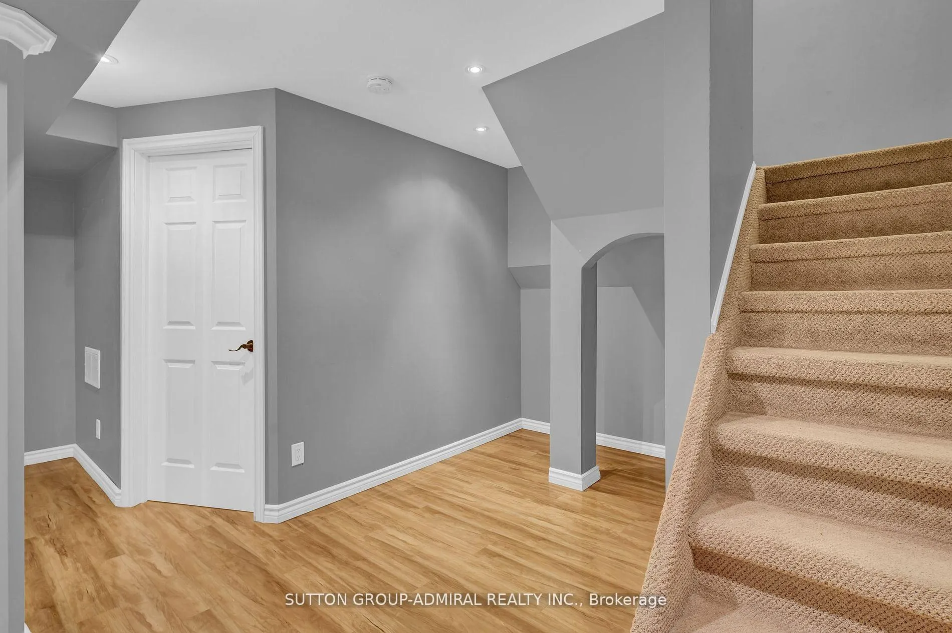 Photo 31 of 52 Garden Avenue, Brampton, Brampton West — HOMEH
