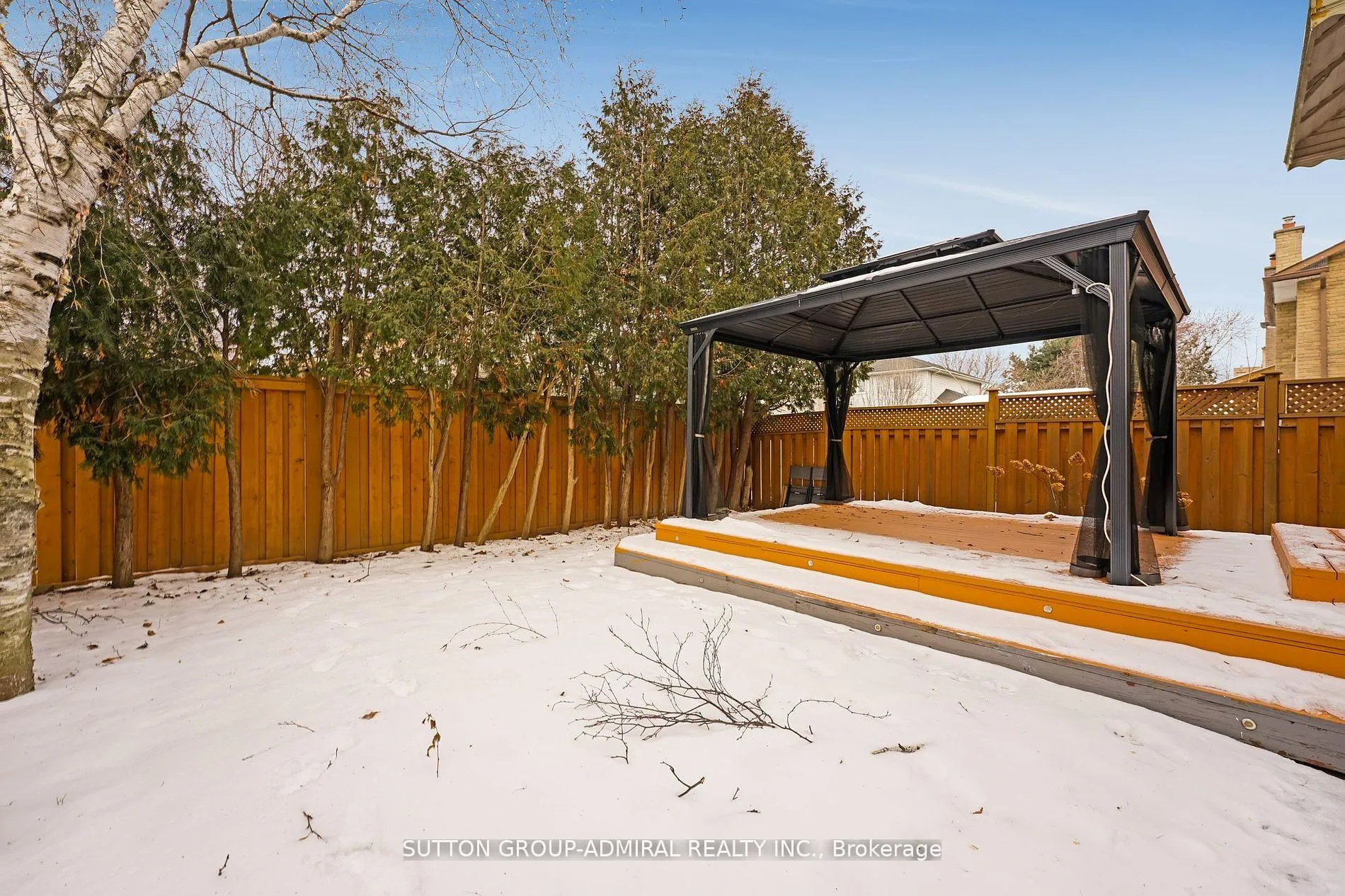 Photo 40 of 52 Garden Avenue, Brampton, Brampton West — HOMEH