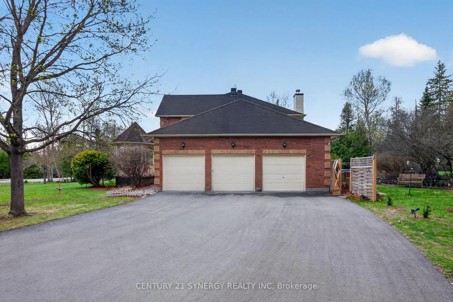 Photo 5 of 6 Sawgrass Circle, Ottawa, Remainder of Stittsville & Area — HOMEH