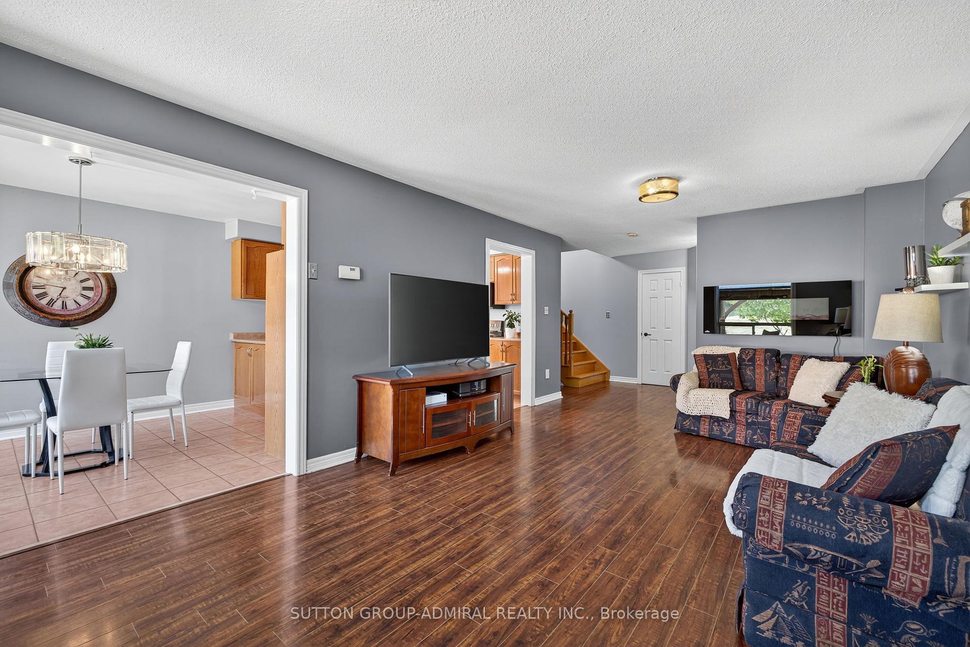 Photo 14 of 93 Harvest Moon Drive, Caledon, Bolton West — HOMEH