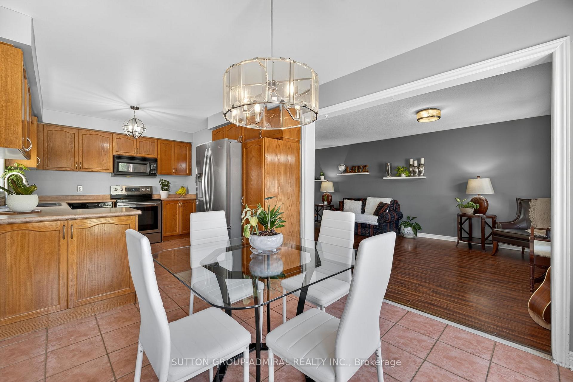 Photo 20 of 93 Harvest Moon Drive, Caledon, Bolton West — HOMEH