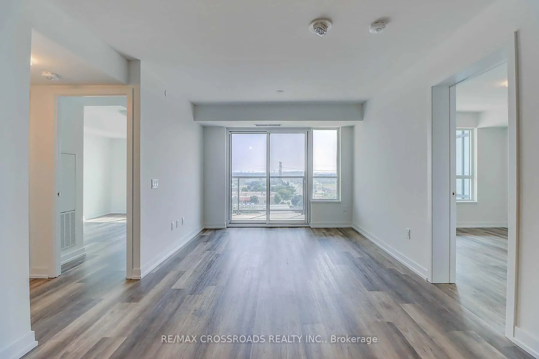 Photo 3 of Unit 1111, 1480 Bayly Street, Pickering, Bay Ridges — HOMEH