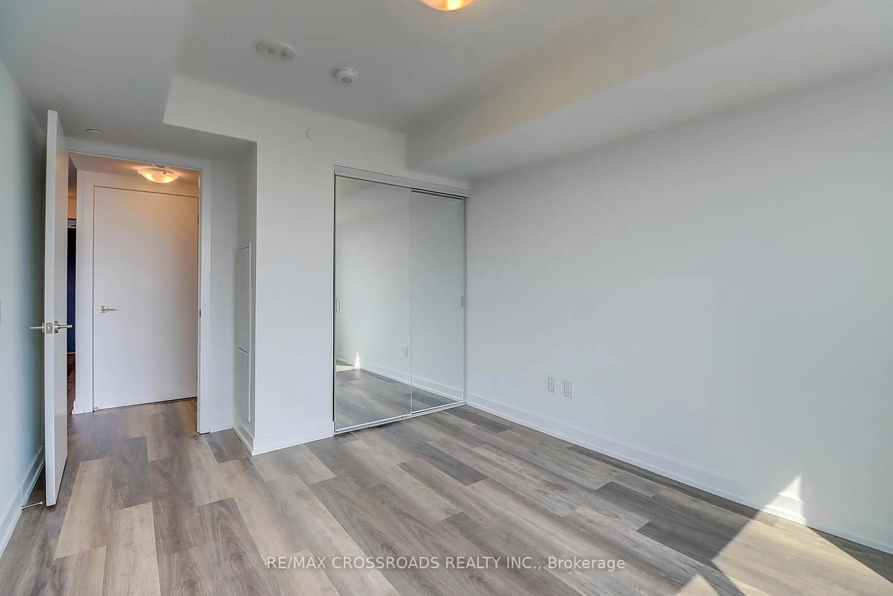 Photo 13 of Unit 1111, 1480 Bayly Street, Pickering, Bay Ridges — HOMEH