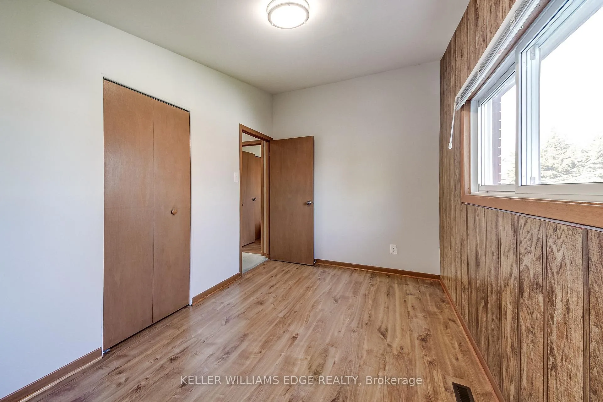 Photo 15 of 43 Lawfield Drive, Hamilton, Lawfield — HOMEH