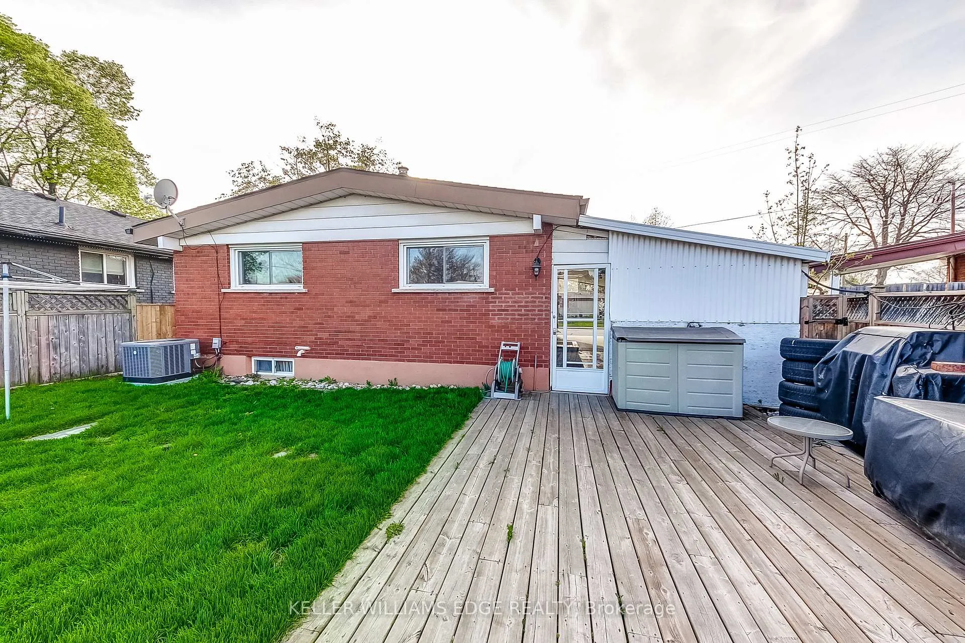 Photo 32 of 43 Lawfield Drive, Hamilton, Lawfield — HOMEH