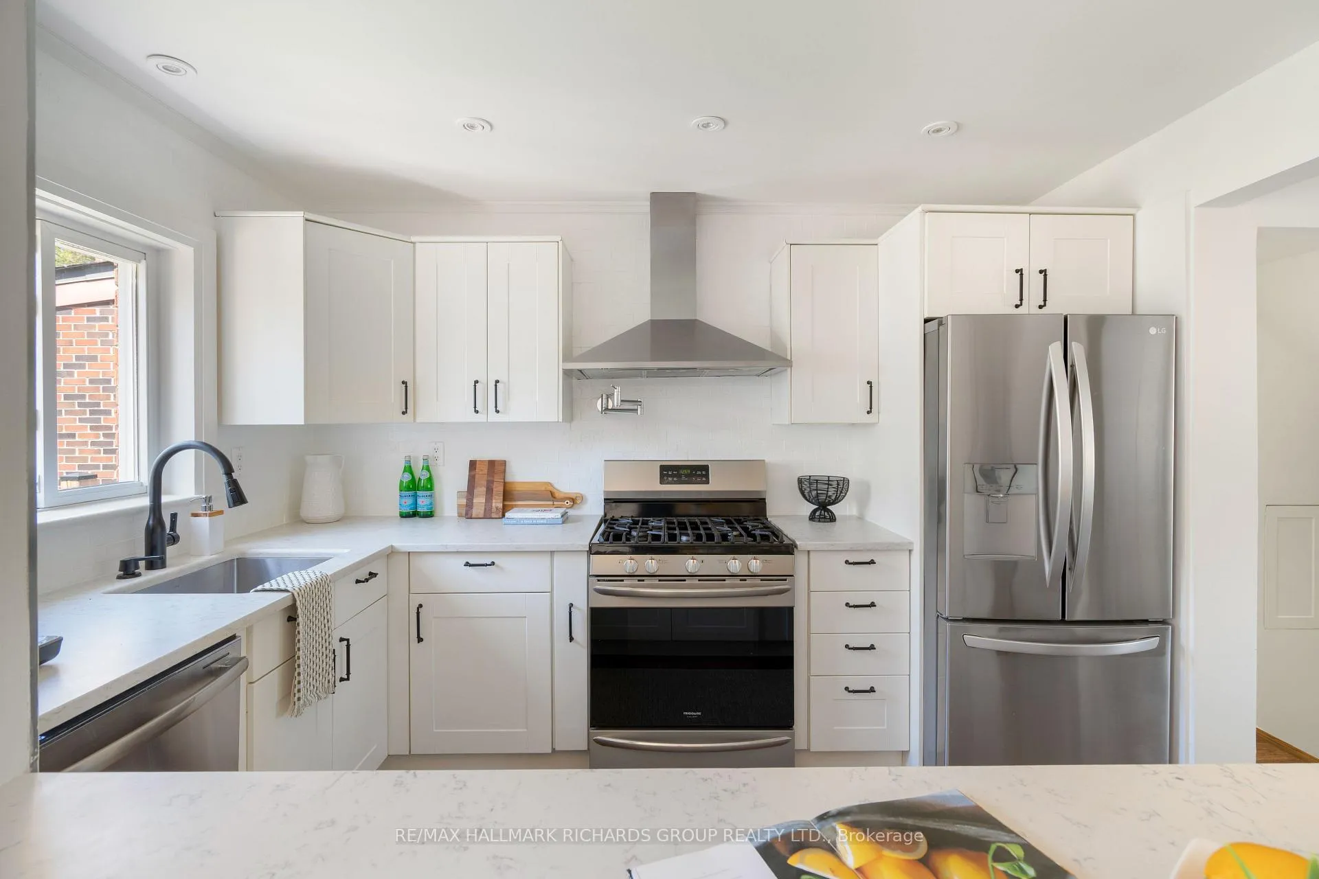 Photo 7 of 50 Wayland Avenue, Toronto, East End-Danforth — HOMEH