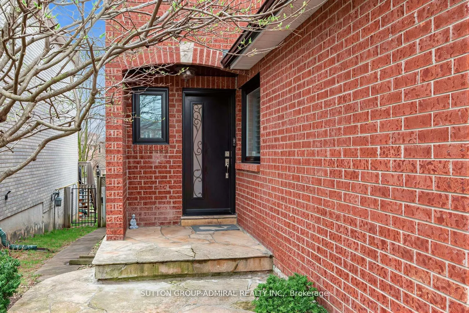 Photo 5 of 68 Redondo Drive, Vaughan, Beverley Glen — HOMEH