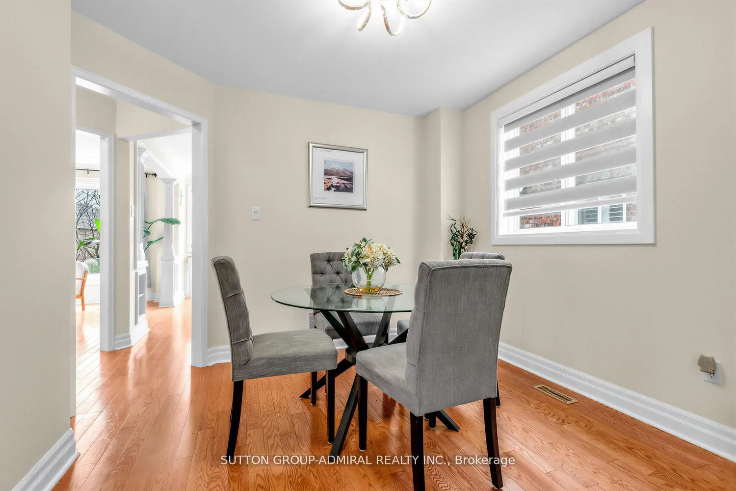 Photo 10 of 68 Redondo Drive, Vaughan, Beverley Glen — HOMEH