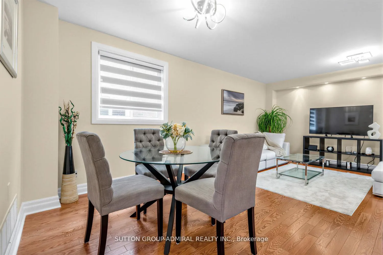 Photo 11 of 68 Redondo Drive, Vaughan, Beverley Glen — HOMEH