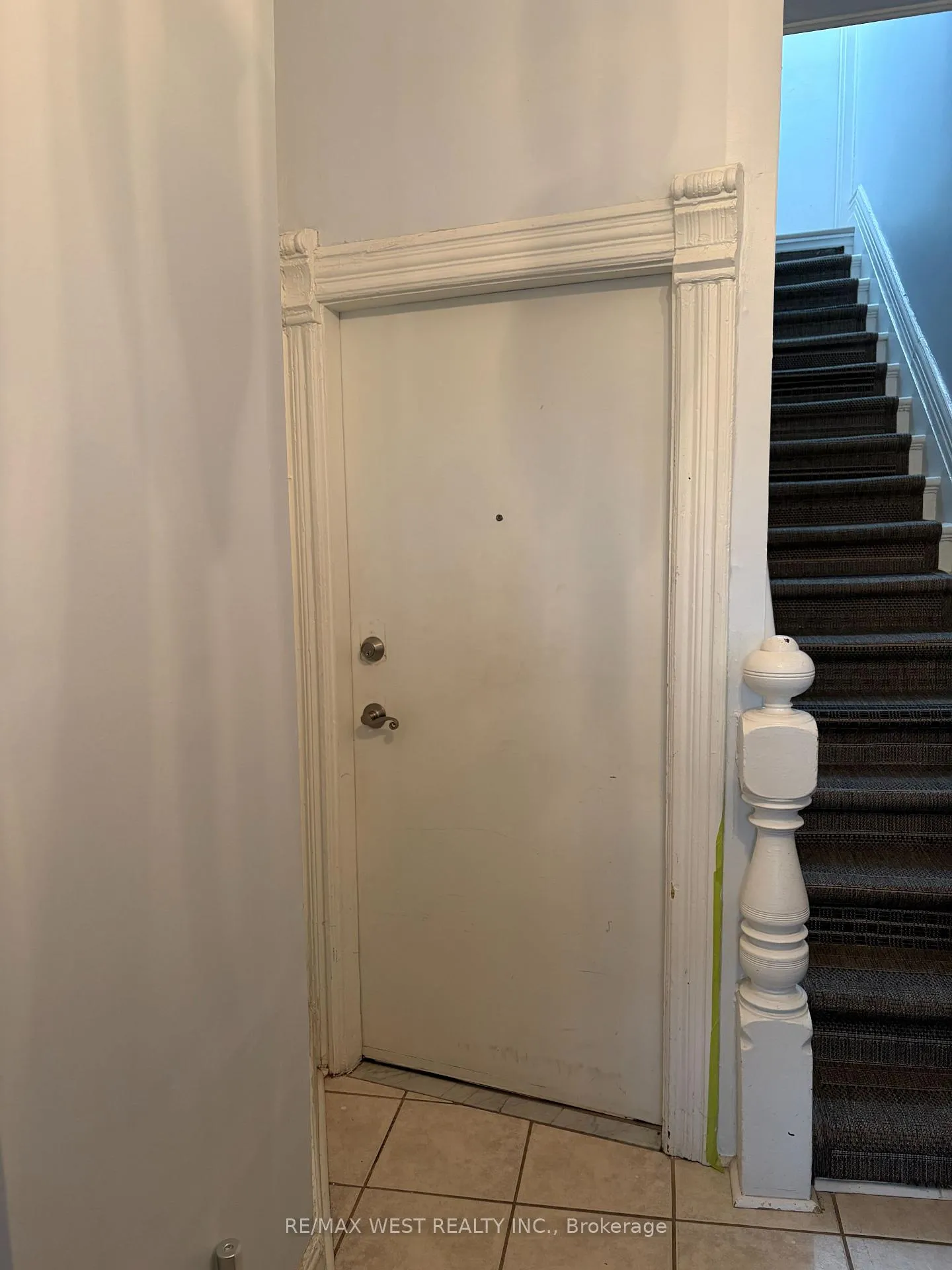 Photo 3 of Unit Main/Bsmt, 108 Springhurst Avenue, Toronto, South Parkdale — HOMEH