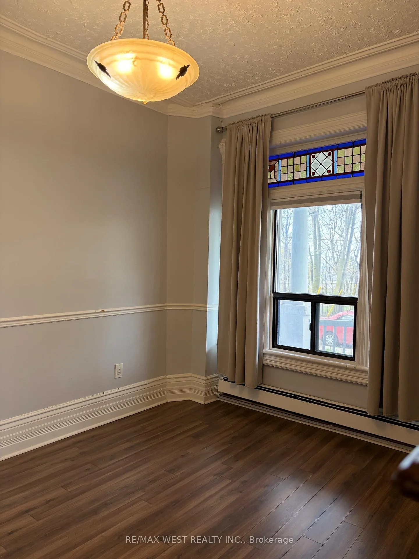 Photo 7 of Unit Main/Bsmt, 108 Springhurst Avenue, Toronto, South Parkdale — HOMEH