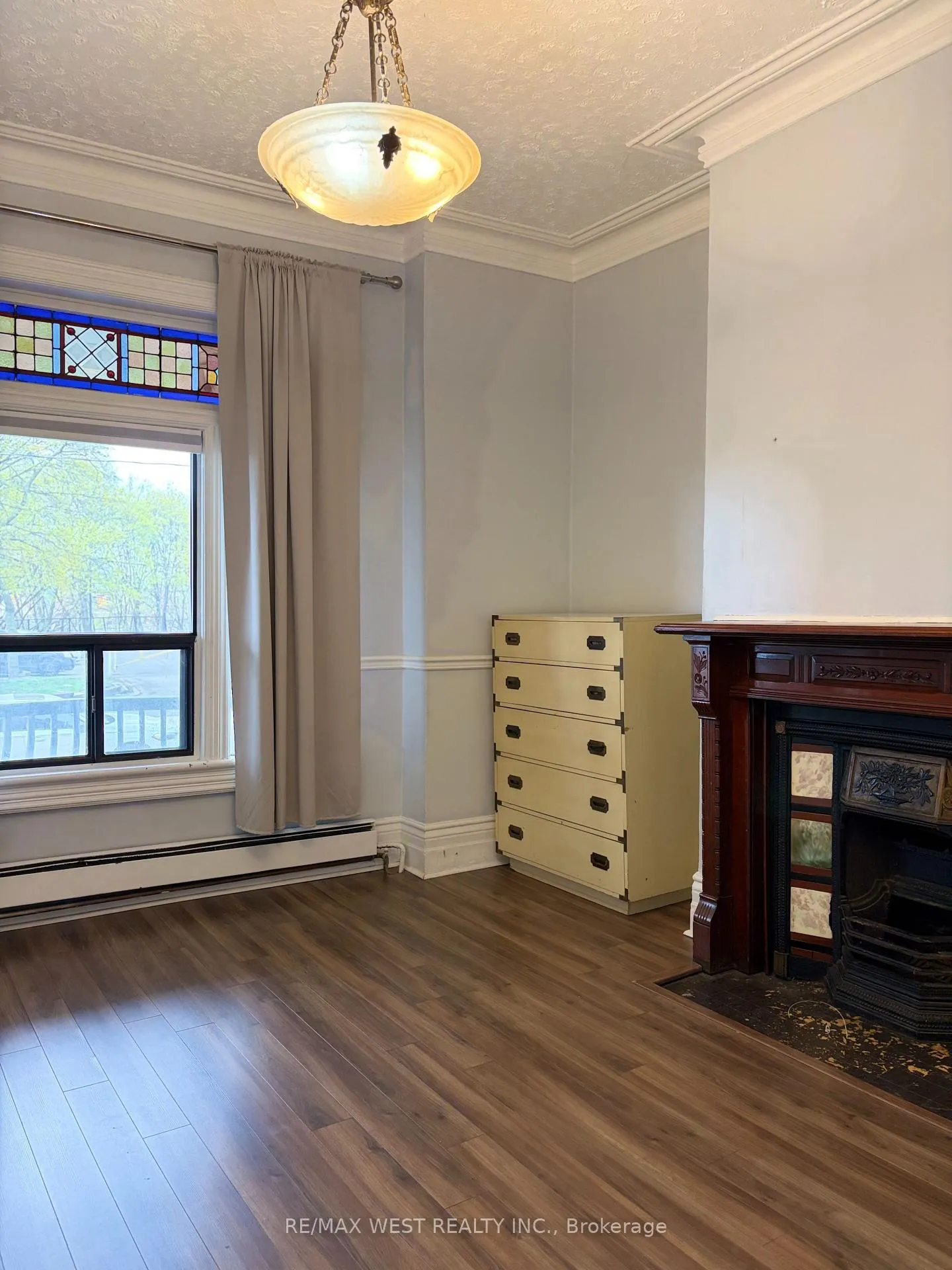 Photo 8 of Unit Main/Bsmt, 108 Springhurst Avenue, Toronto, South Parkdale — HOMEH