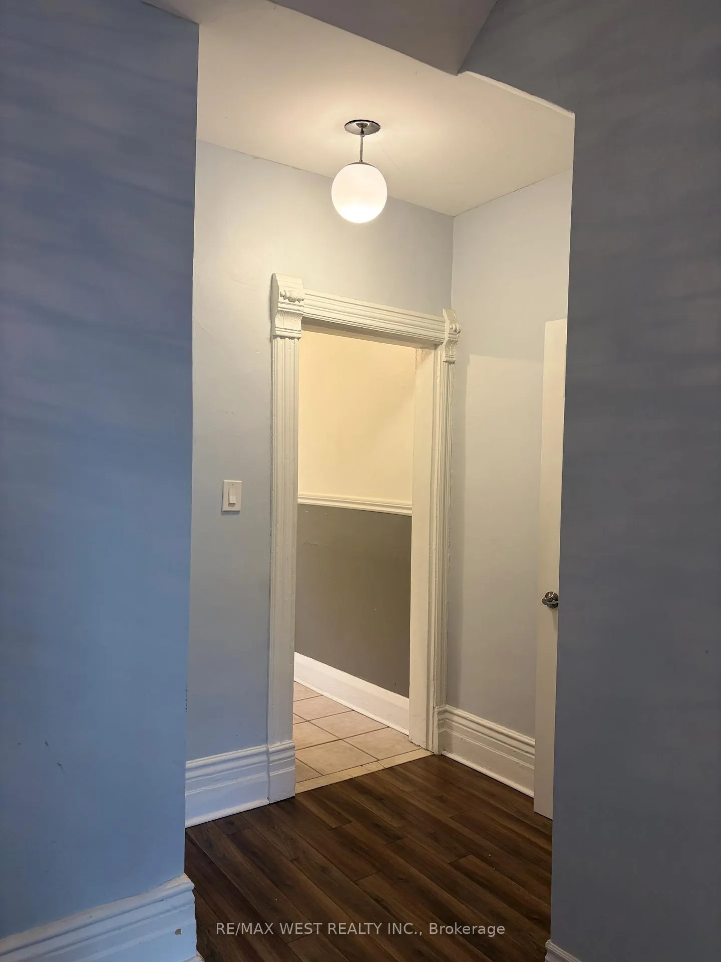 Photo 9 of Unit Main/Bsmt, 108 Springhurst Avenue, Toronto, South Parkdale — HOMEH