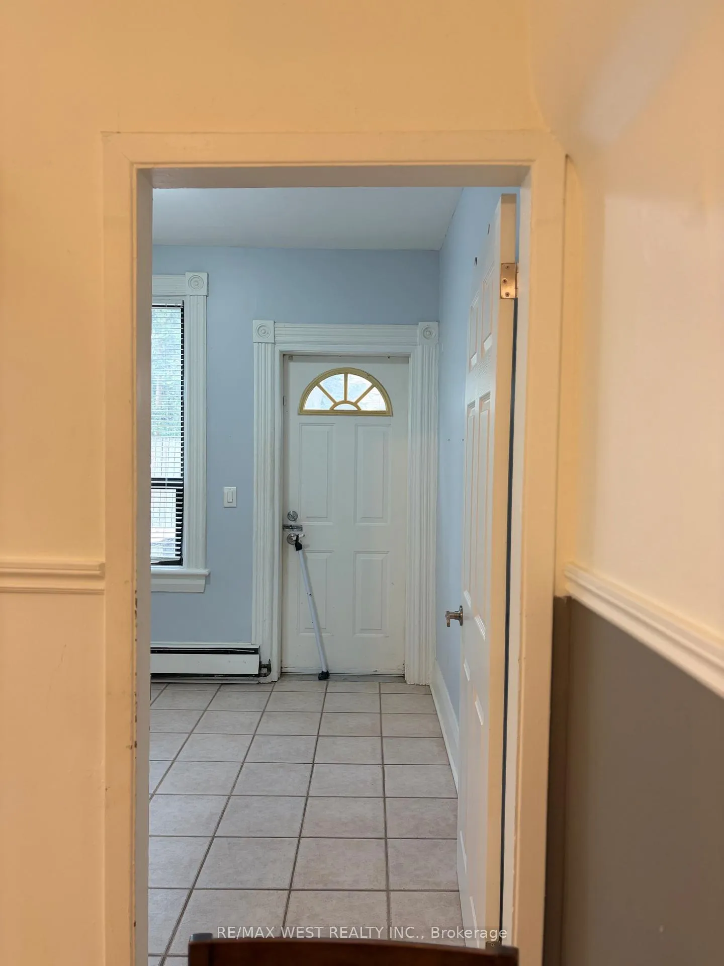 Photo 15 of Unit Main/Bsmt, 108 Springhurst Avenue, Toronto, South Parkdale — HOMEH