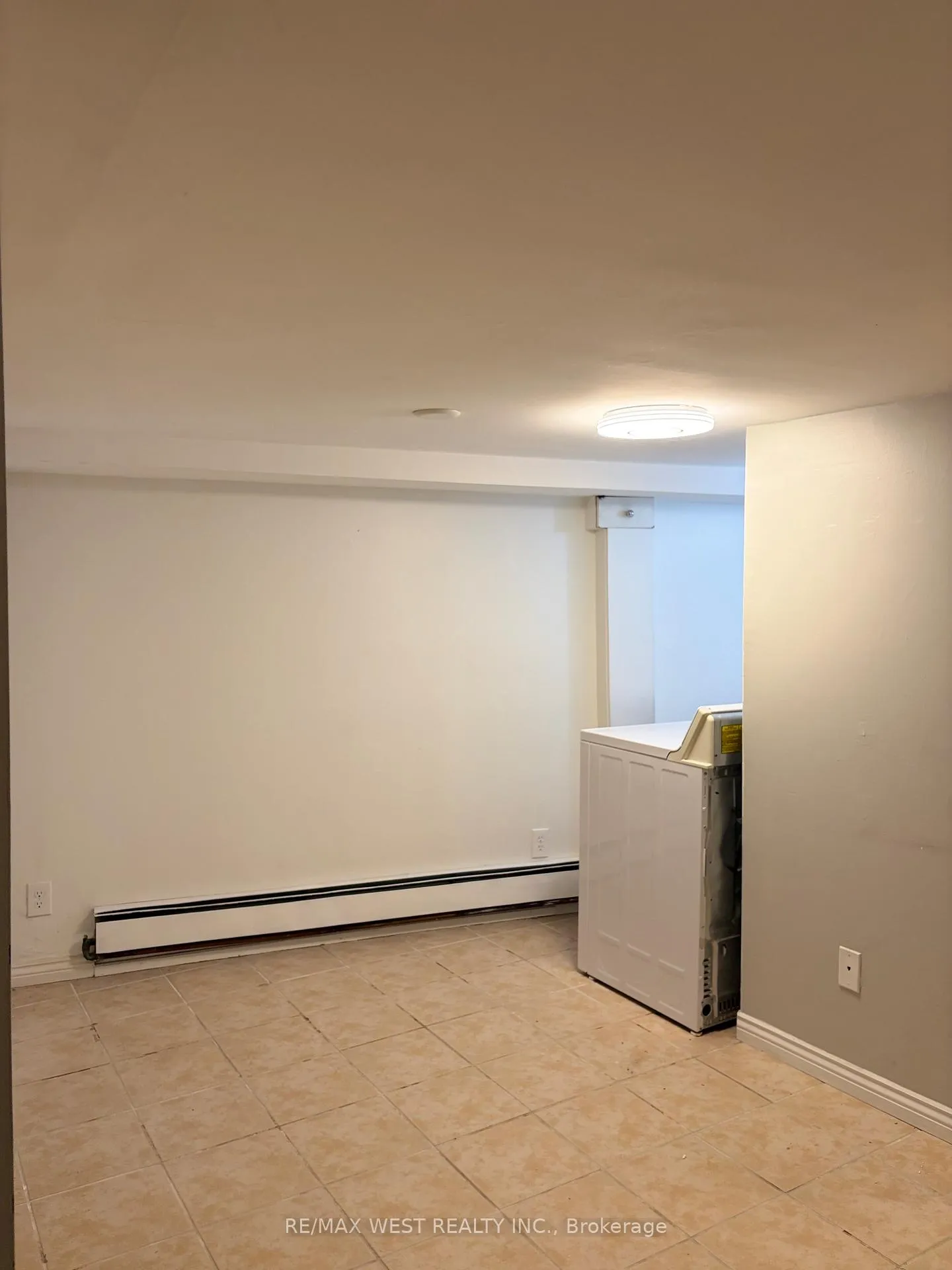 Photo 18 of Unit Main/Bsmt, 108 Springhurst Avenue, Toronto, South Parkdale — HOMEH