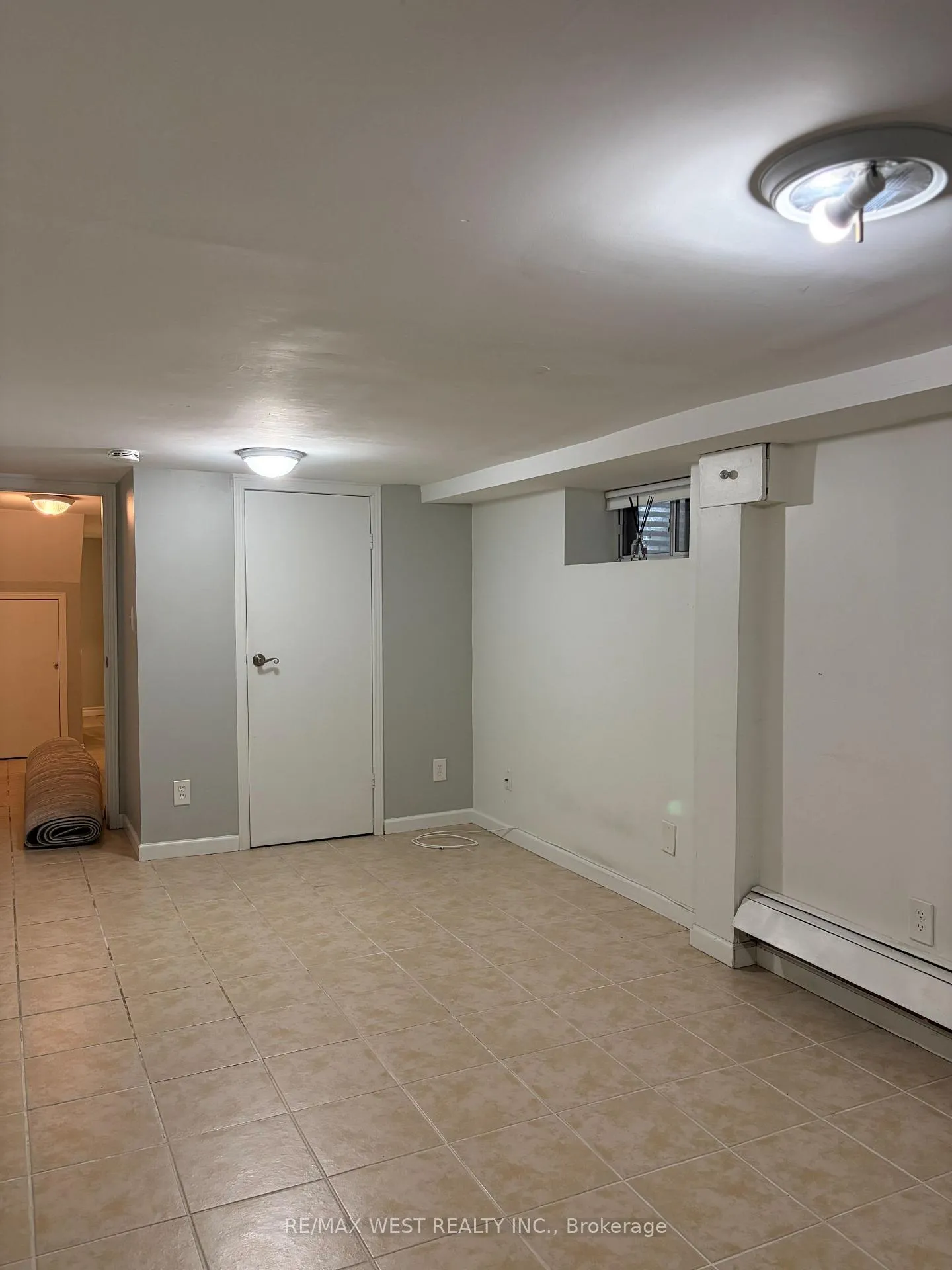 Photo 26 of Unit Main/Bsmt, 108 Springhurst Avenue, Toronto, South Parkdale — HOMEH