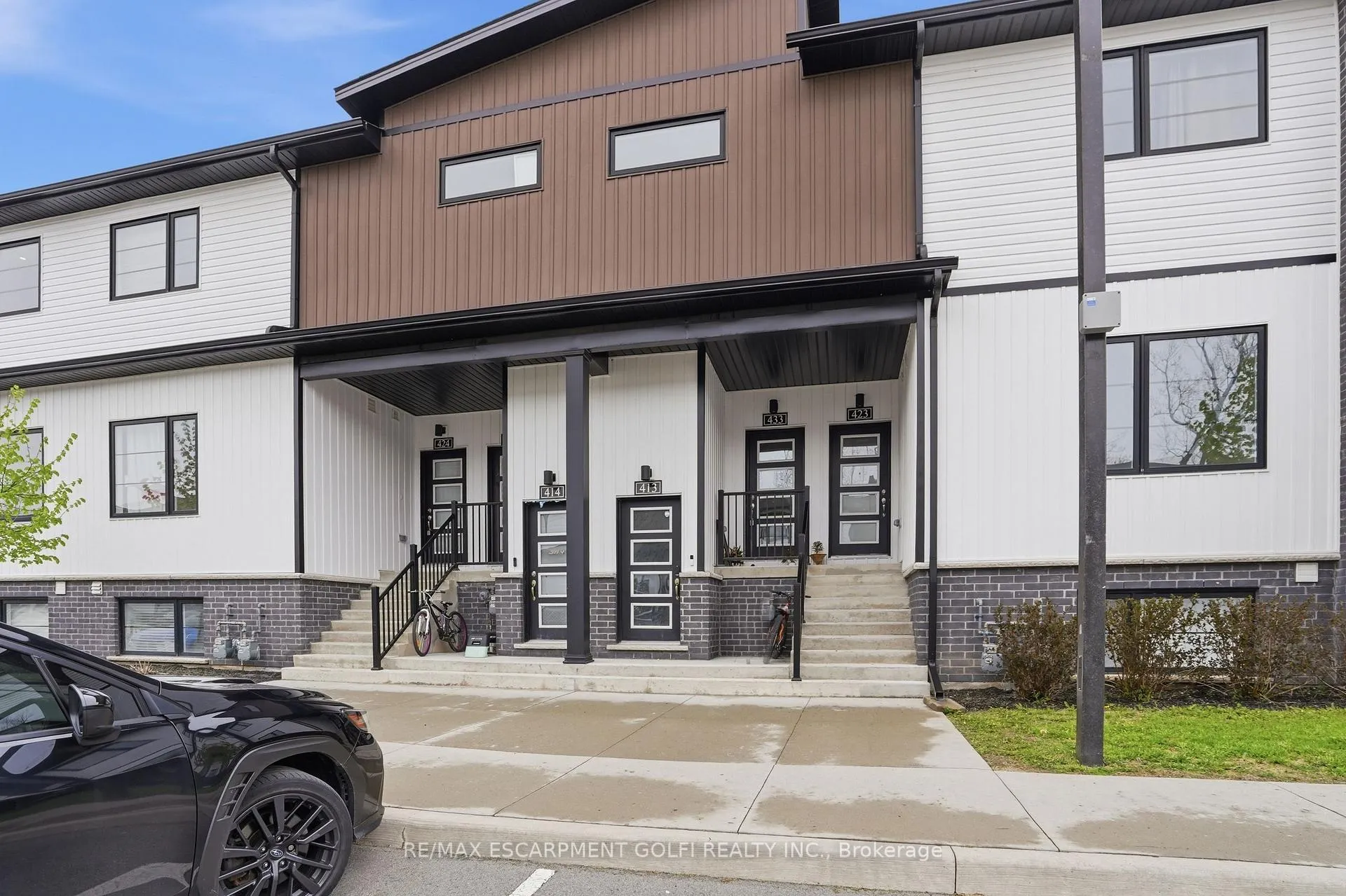 Photo 1 of Unit 413, 4263 Fourth Avenue, Niagara Falls, Downtown — HOMEH