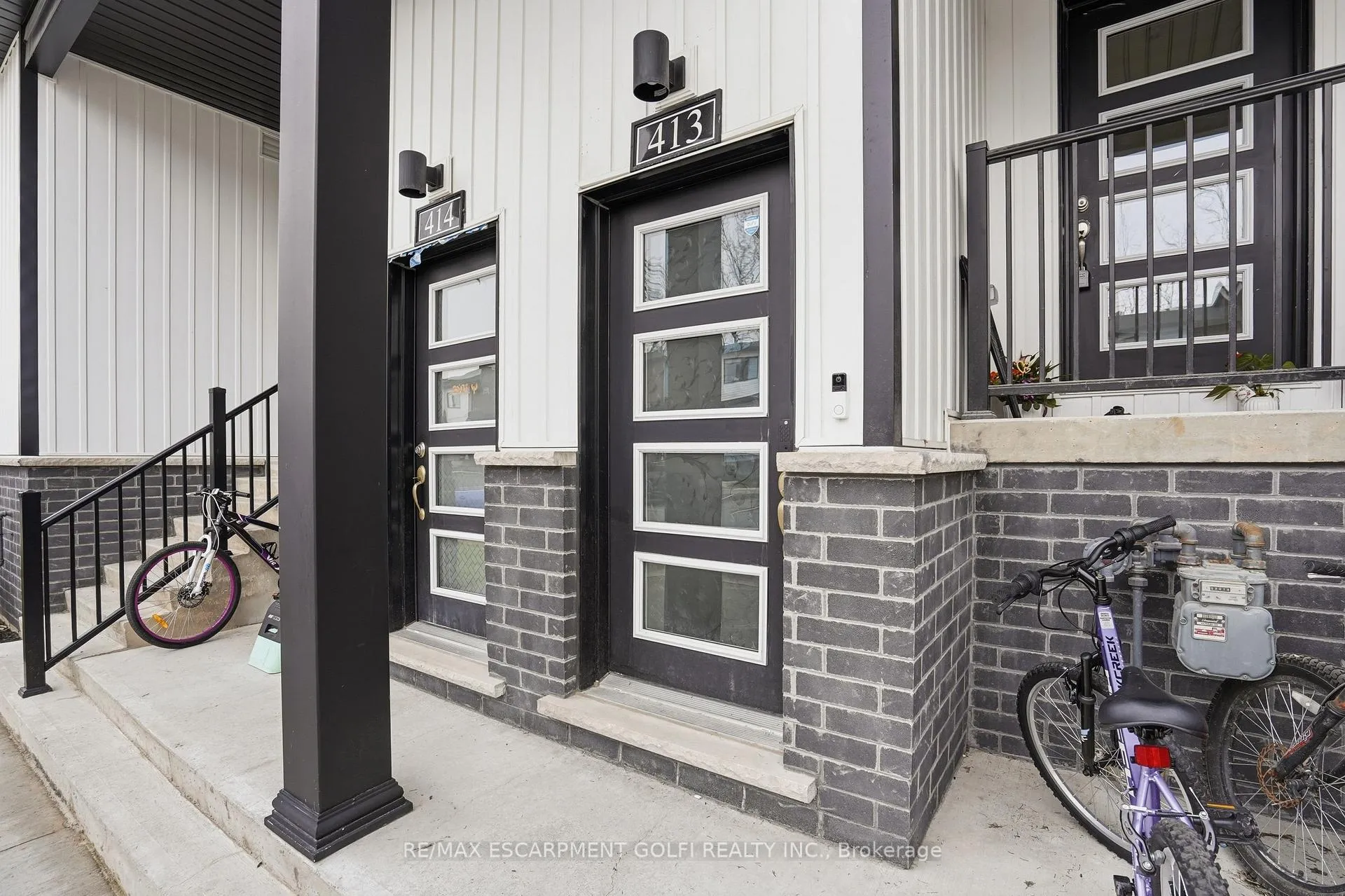 Photo 2 of Unit 413, 4263 Fourth Avenue, Niagara Falls, Downtown — HOMEH
