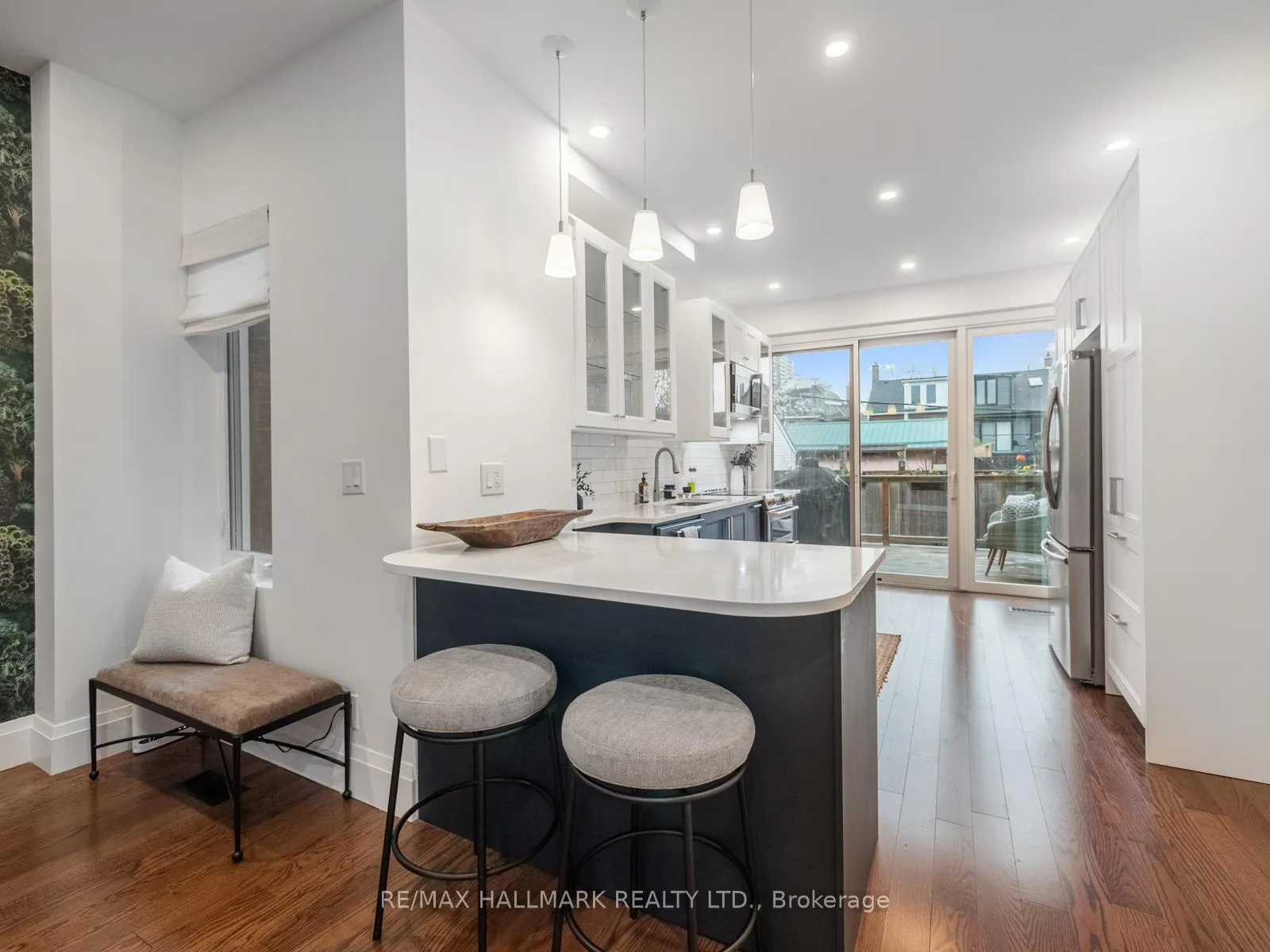 Photo 10 of 16 Bain Avenue, Toronto, North Riverdale — HOMEH