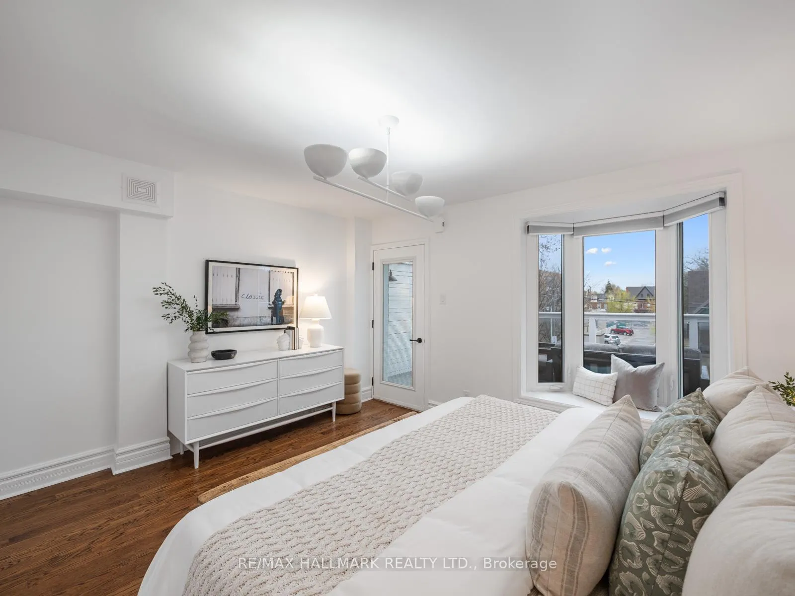 Photo 19 of 16 Bain Avenue, Toronto, North Riverdale — HOMEH