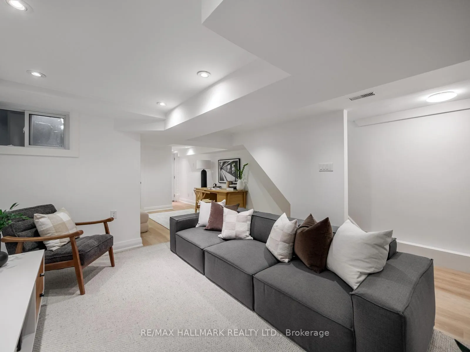 Photo 38 of 16 Bain Avenue, Toronto, North Riverdale — HOMEH