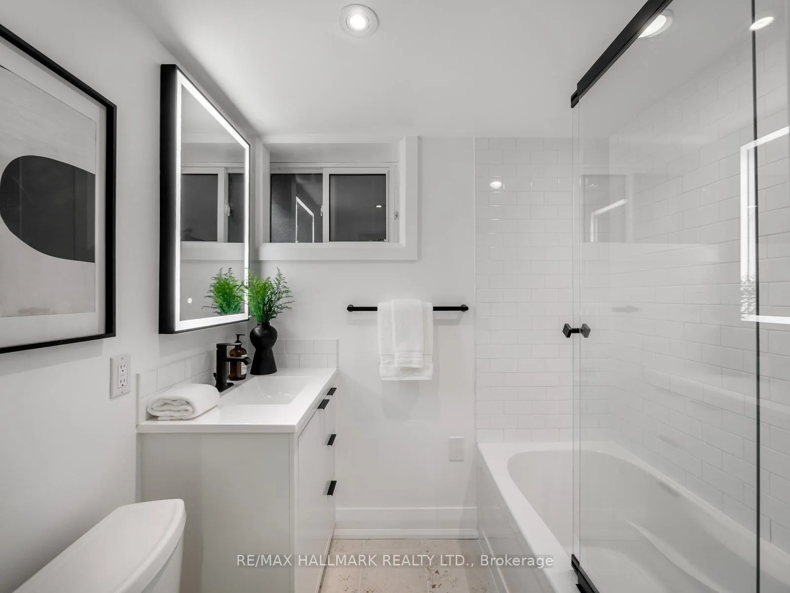 Photo 41 of 16 Bain Avenue, Toronto, North Riverdale — HOMEH