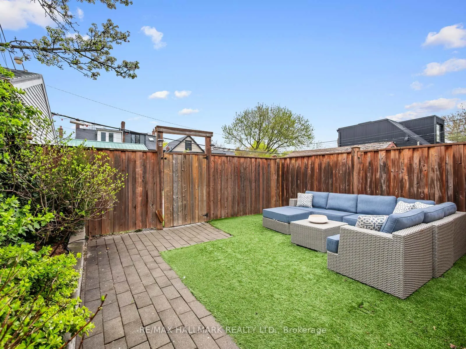 Photo 44 of 16 Bain Avenue, Toronto, North Riverdale — HOMEH