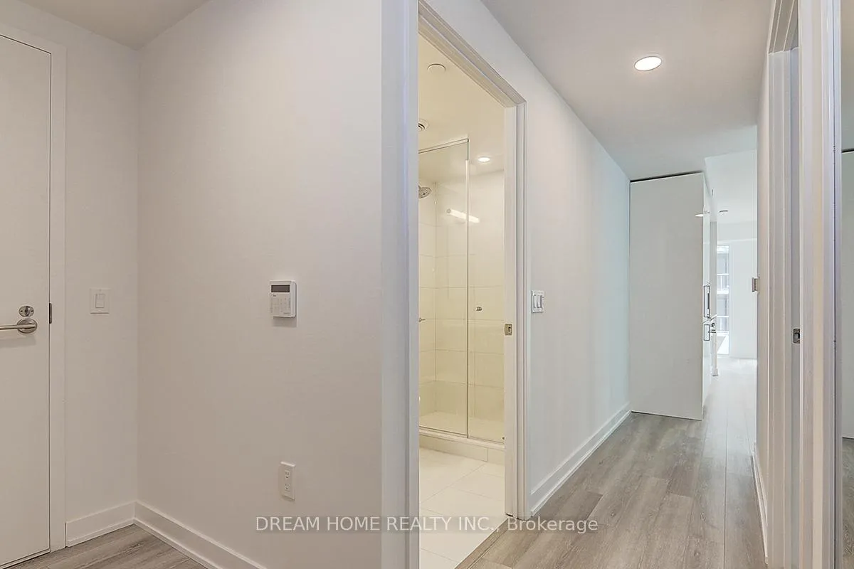 Photo 6 of Unit 1608, 238 Simcoe Street, Toronto, University — HOMEH