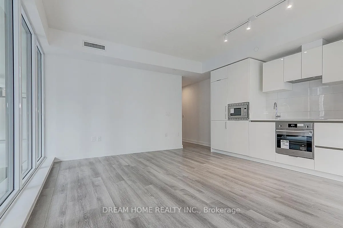 Photo 14 of Unit 1608, 238 Simcoe Street, Toronto, University — HOMEH