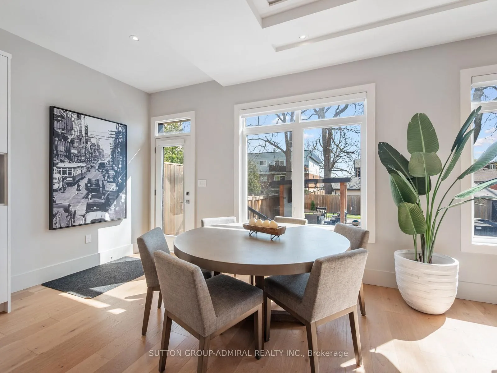 Photo 12 of 113 Euclid Street, Whitby, Downtown Whitby — HOMEH