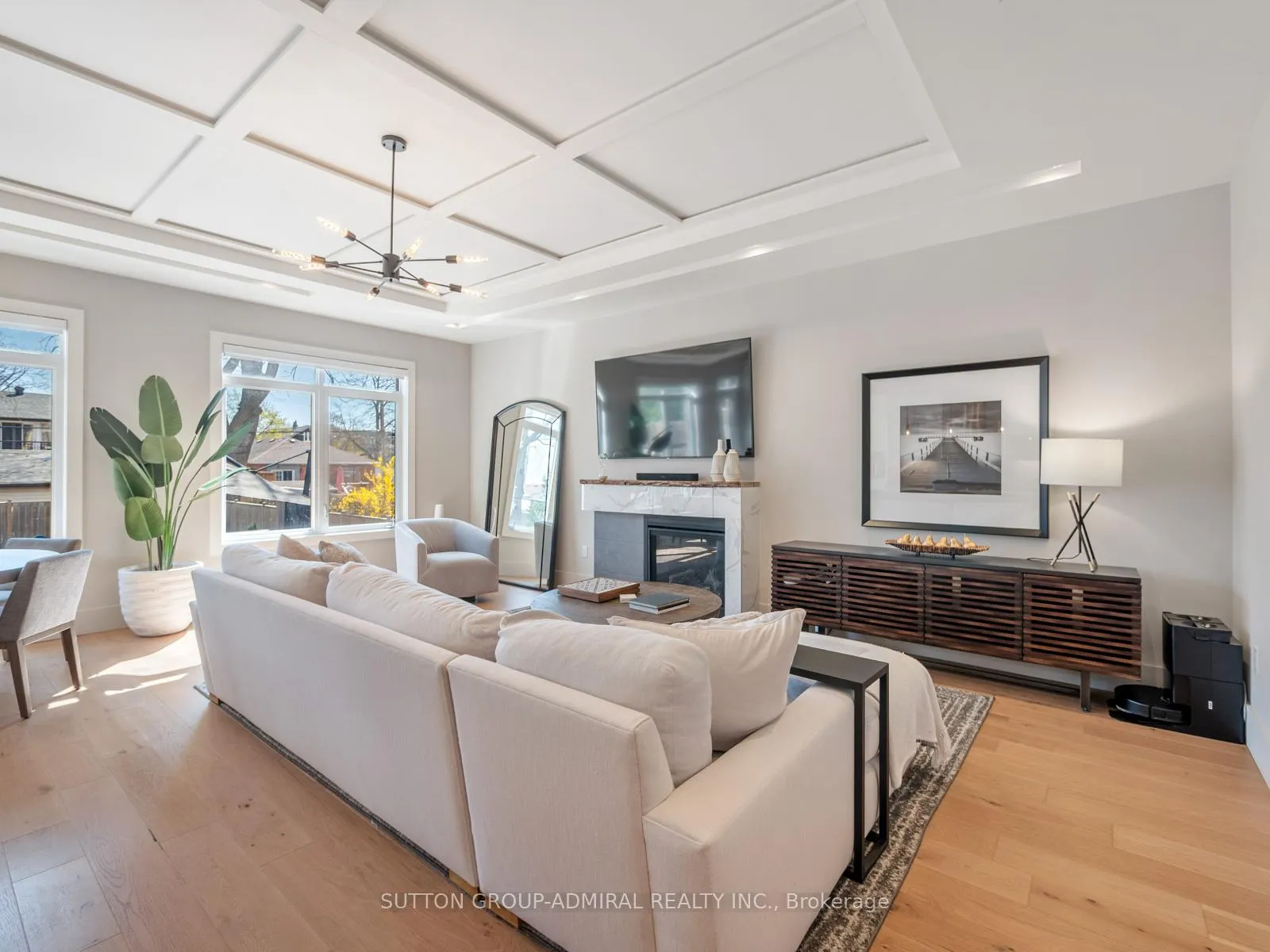 Photo 14 of 113 Euclid Street, Whitby, Downtown Whitby — HOMEH