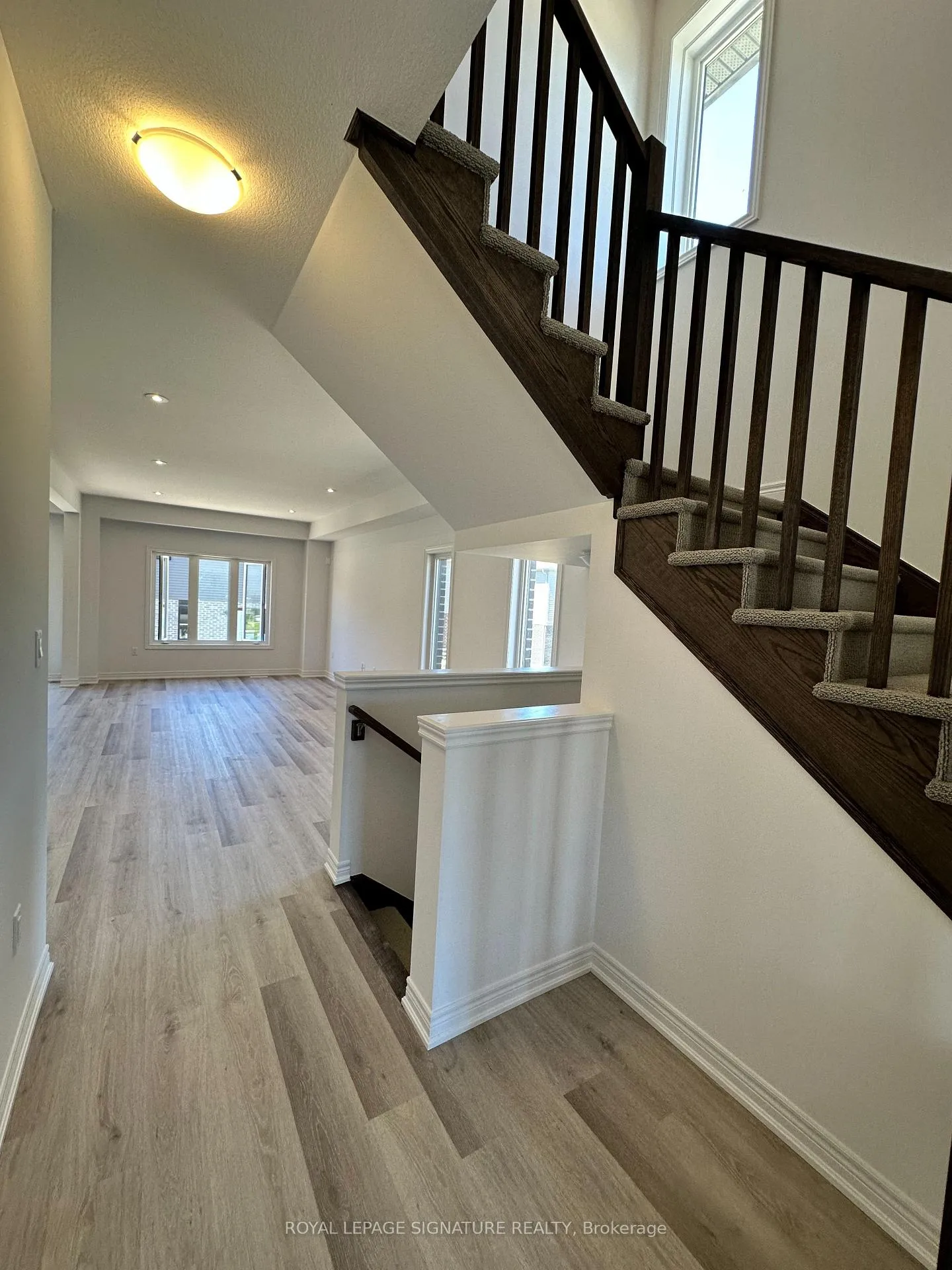Photo 4 of Unit 35, 448 Blackburn Drive N, Brantford — HOMEH