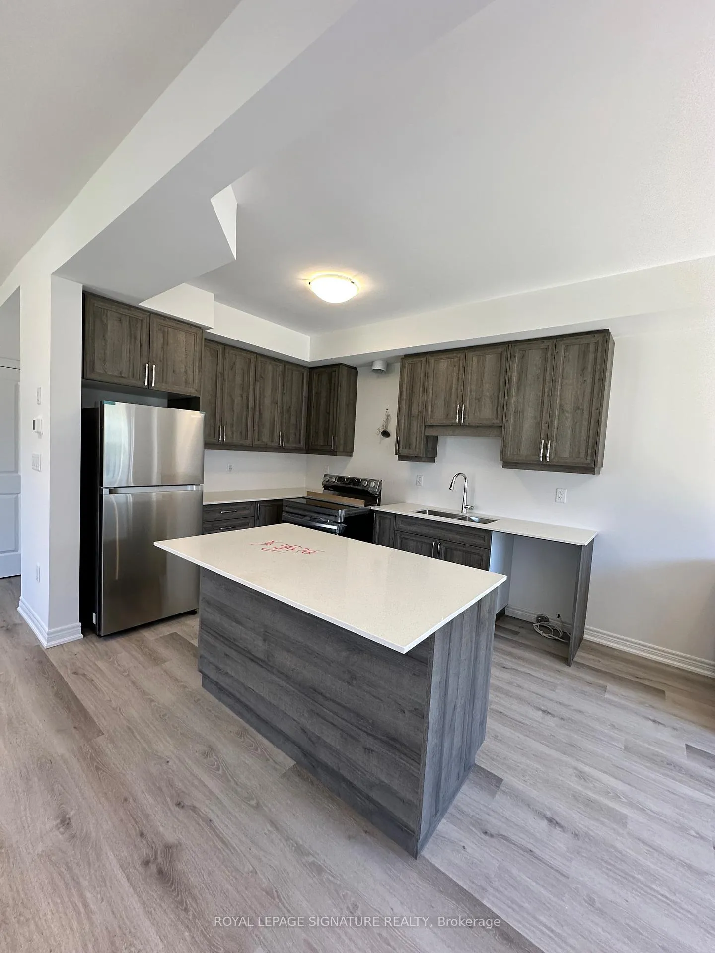 Photo 12 of Unit 35, 448 Blackburn Drive N, Brantford — HOMEH