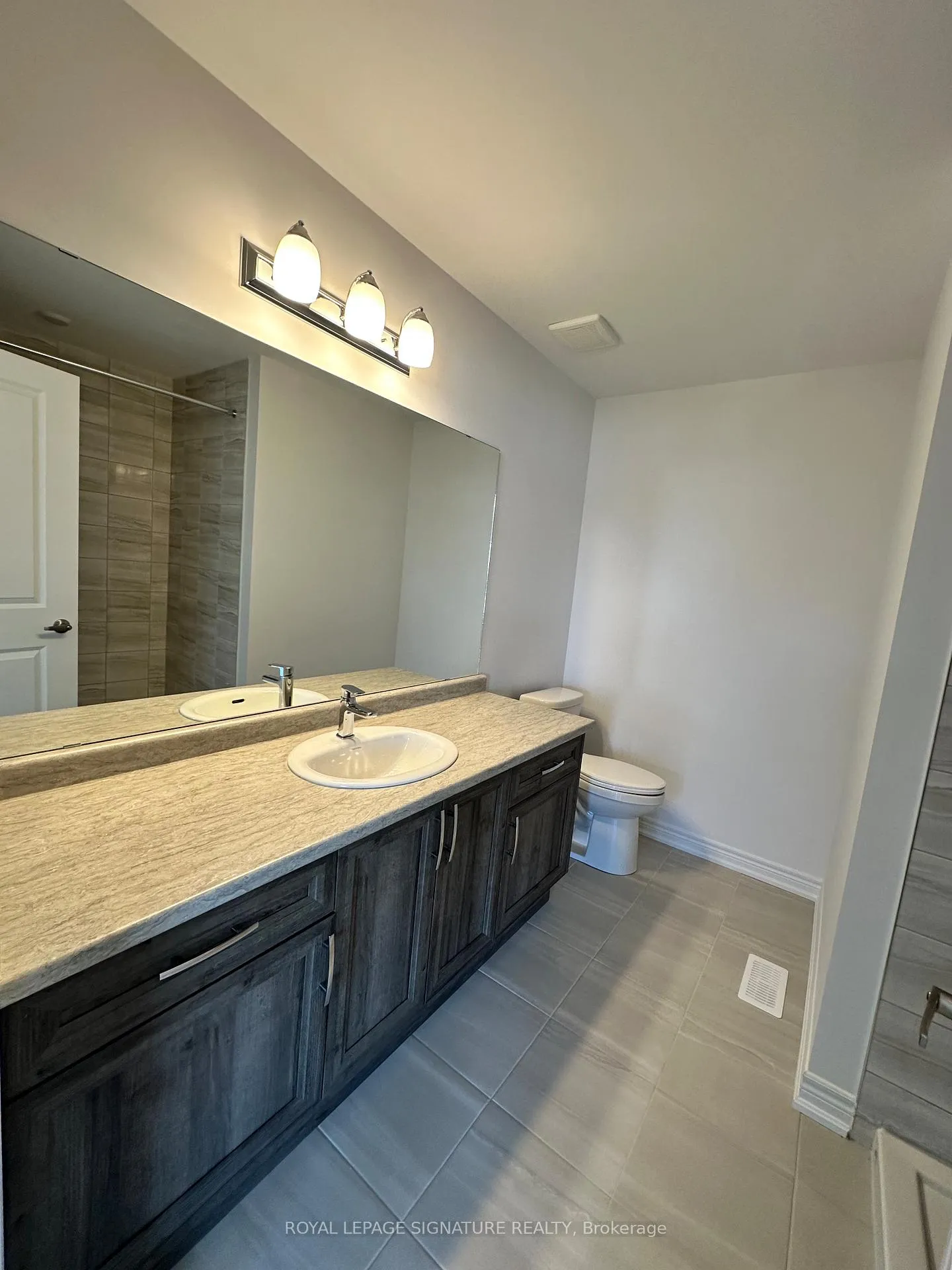 Photo 19 of Unit 35, 448 Blackburn Drive N, Brantford — HOMEH