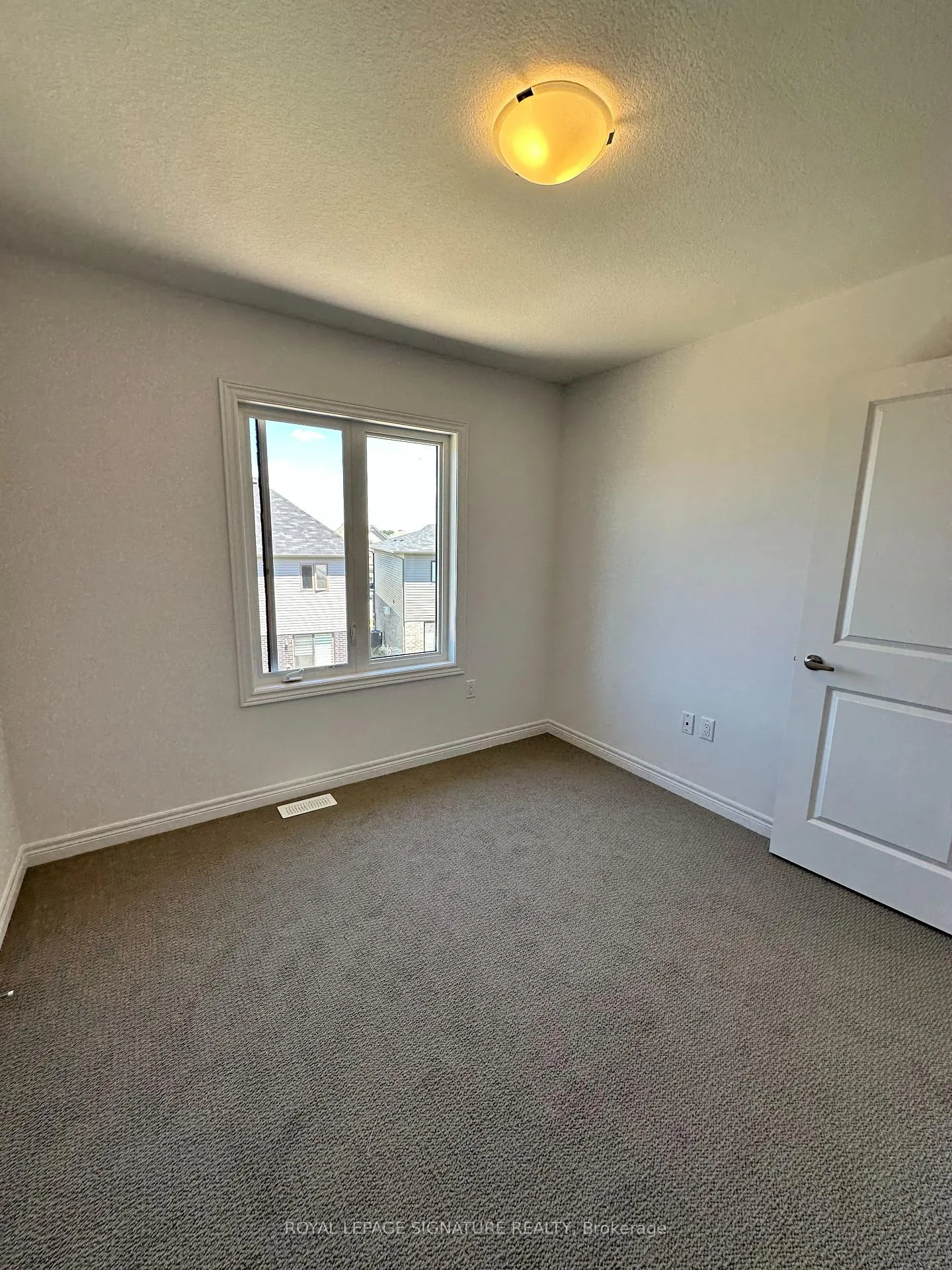Photo 23 of Unit 35, 448 Blackburn Drive N, Brantford — HOMEH