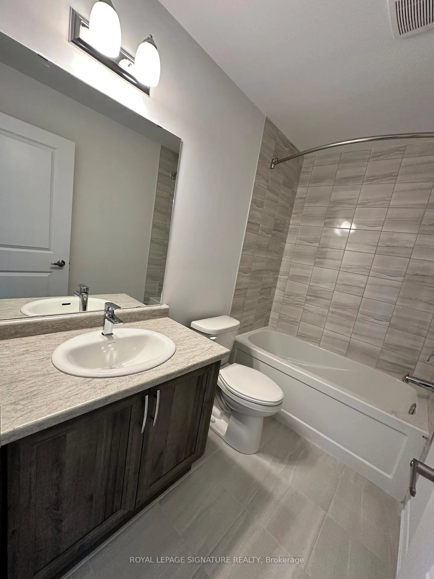 Photo 24 of Unit 35, 448 Blackburn Drive N, Brantford — HOMEH