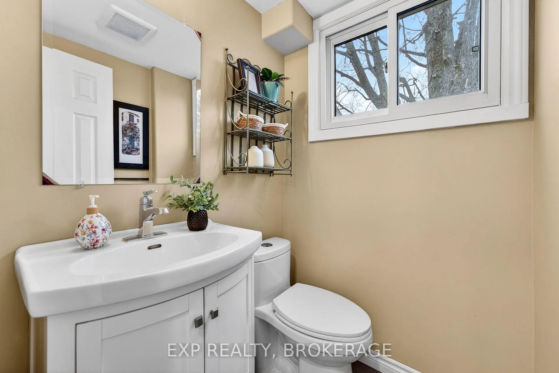 Photo 15 of 799 Hillside Drive, Kingston, South of Taylor-Kidd Blvd — HOMEH