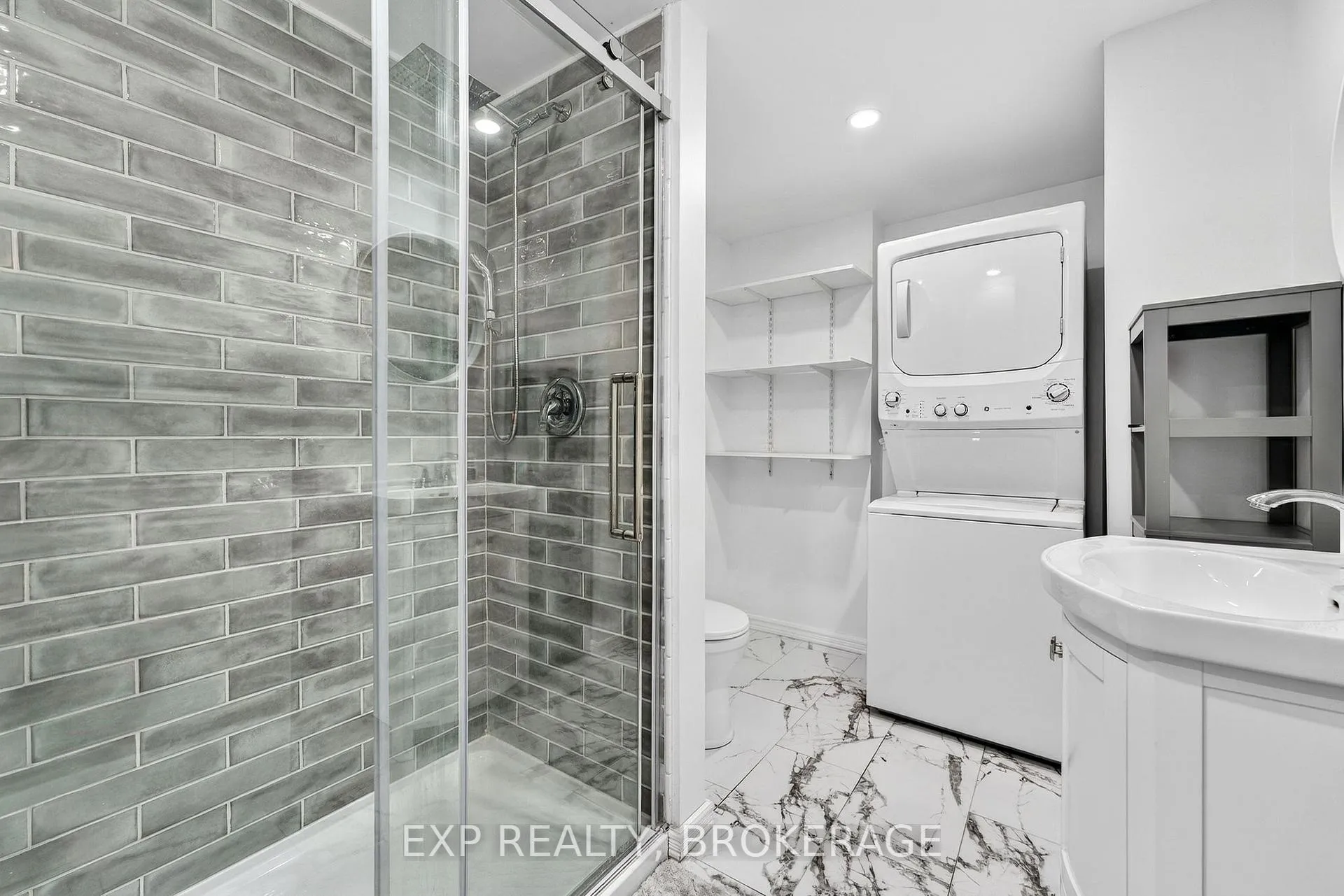 Photo 37 of 799 Hillside Drive, Kingston, South of Taylor-Kidd Blvd — HOMEH