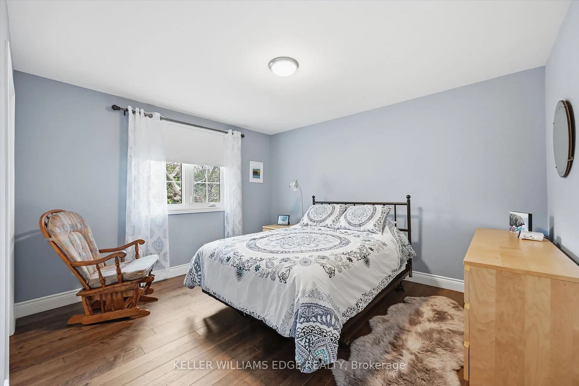 Photo 26 of 314 Lakeview Avenue, Burlington, Roseland — HOMEH