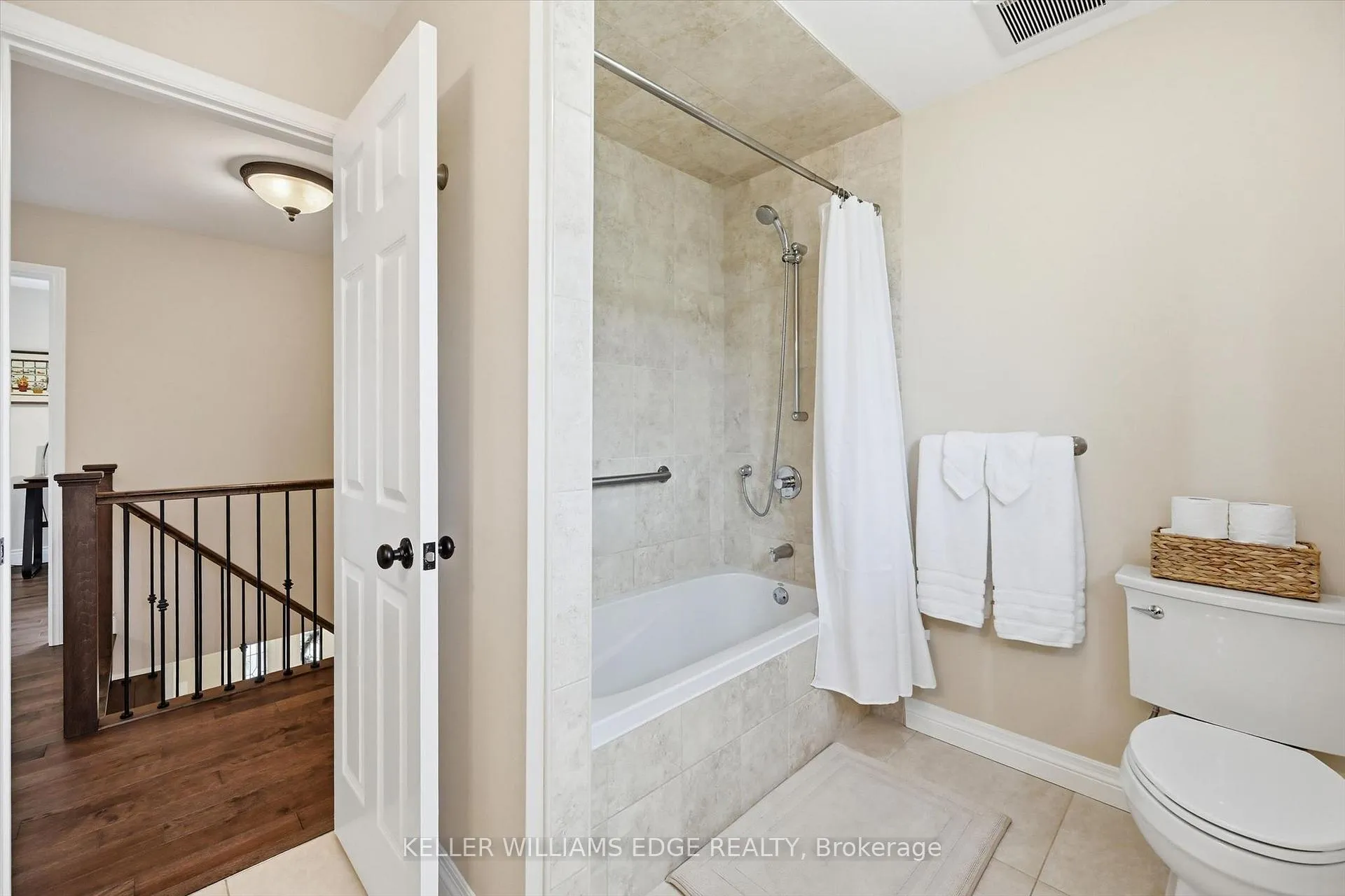 Photo 30 of 314 Lakeview Avenue, Burlington, Roseland — HOMEH