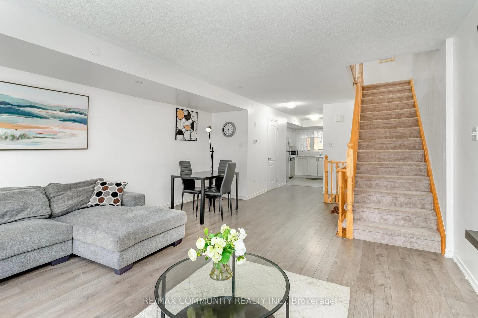 Photo 9 of Unit Room, 2757 Deputy Minister Path, Oshawa, Windfields — HOMEH