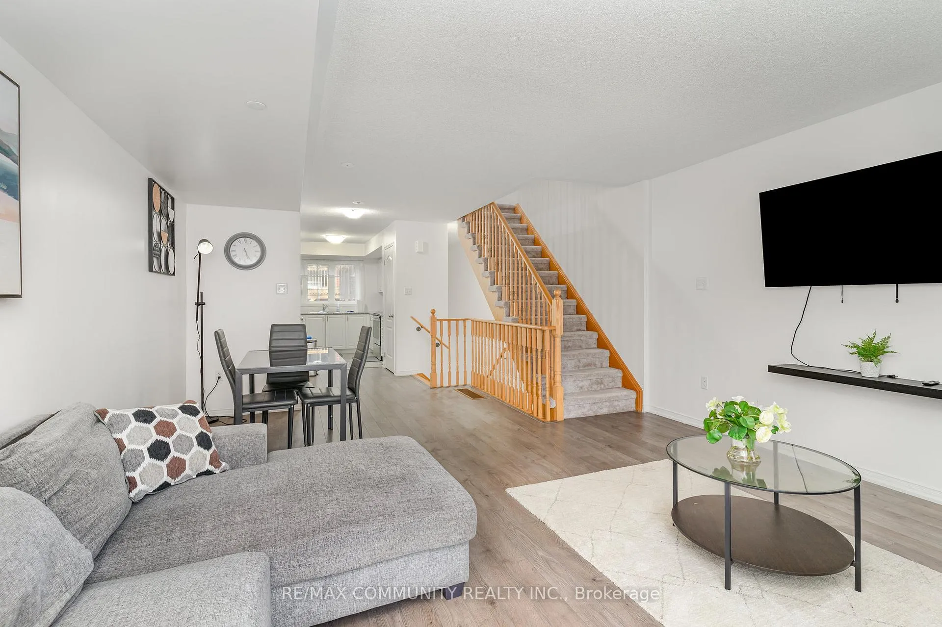 Photo 10 of Unit Room, 2757 Deputy Minister Path, Oshawa, Windfields — HOMEH