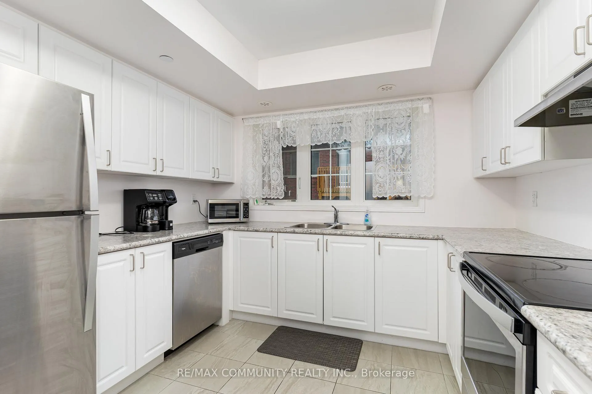 Photo 14 of Unit Room, 2757 Deputy Minister Path, Oshawa, Windfields — HOMEH