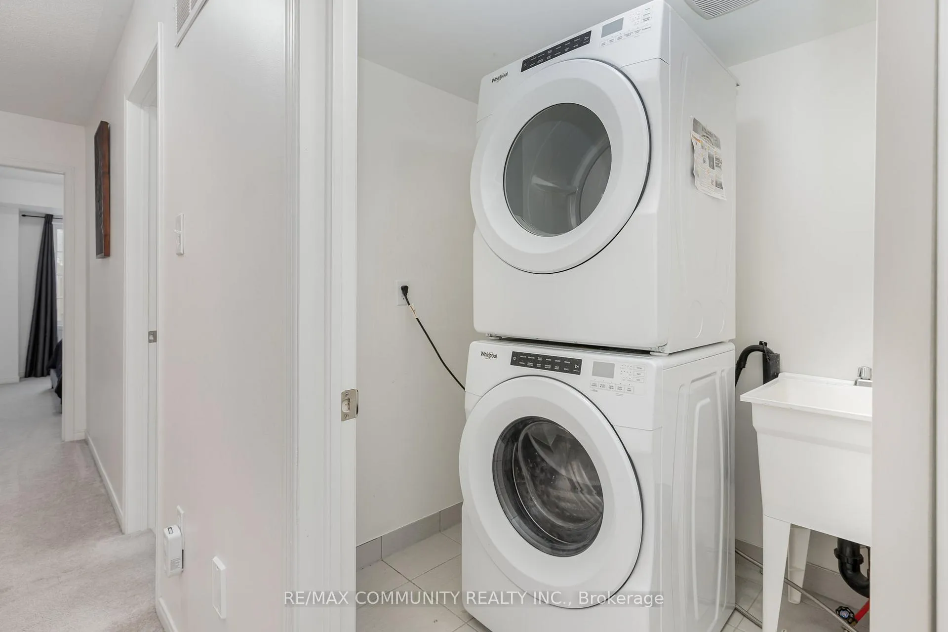 Photo 23 of Unit Room, 2757 Deputy Minister Path, Oshawa, Windfields — HOMEH